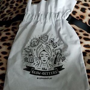 Glow getters makeup bag